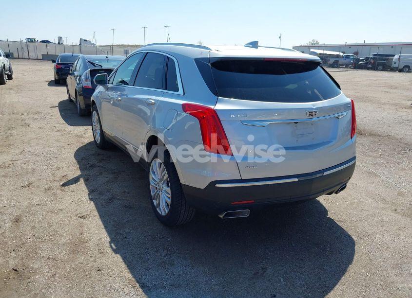 Photo 3 of 2019 Cadillac Xt5 PREMIUM LUXURY (VIN 1GYKNFRS1KZ125549)
