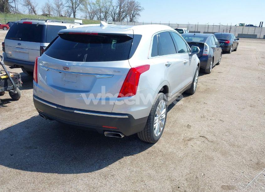 Photo 4 of 2019 Cadillac Xt5 PREMIUM LUXURY (VIN 1GYKNFRS1KZ125549)