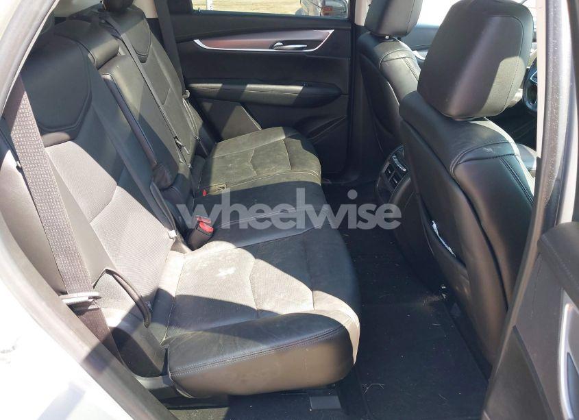 Photo 8 of 2019 Cadillac Xt5 PREMIUM LUXURY (VIN 1GYKNFRS1KZ125549)