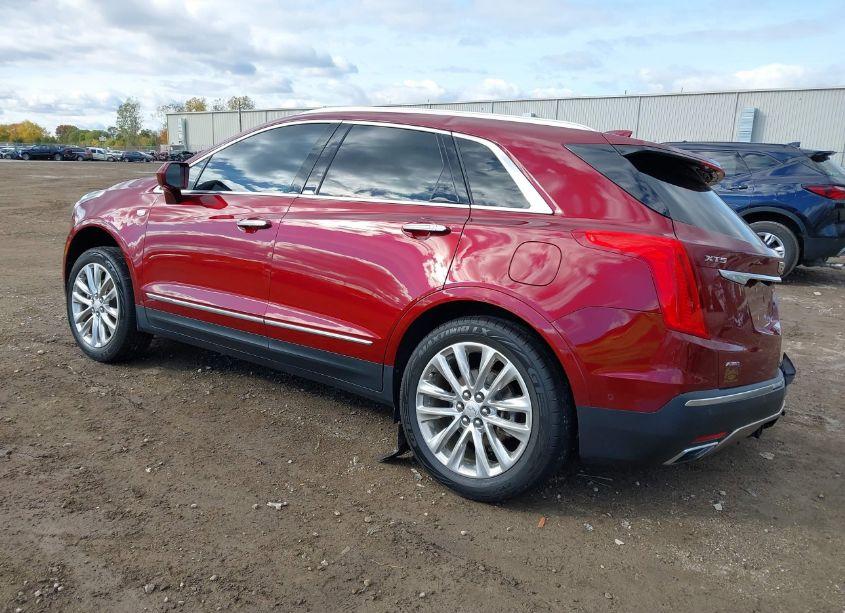 Photo 3 of 2017 Cadillac Xt5 PLATINUM (VIN 1GYKNFRS5HZ204621)