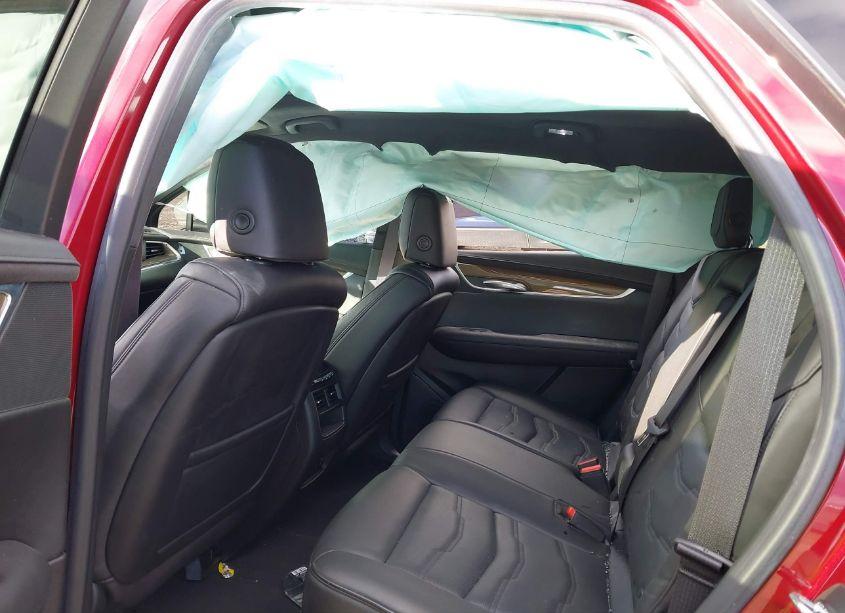 Photo 8 of 2017 Cadillac Xt5 PLATINUM (VIN 1GYKNFRS5HZ204621)