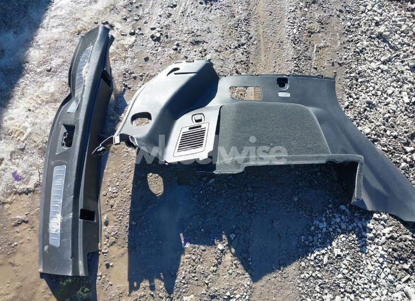 Photo 12 of 2018 Cadillac Xt5 PREMIUM LUXURY (VIN 1GYKNFRS5JZ121731)