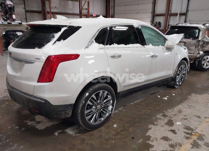 Photo 4 of 2019 Cadillac Xt5 PREMIUM LUXURY AWD (VIN 1GYKNFRS5KZ219451)