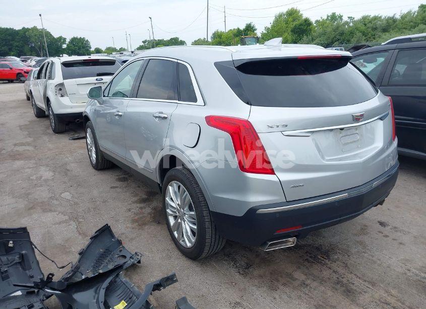Photo 3 of 2019 Cadillac Xt5 PREMIUM LUXURY (VIN 1GYKNFRS6KZ245024)