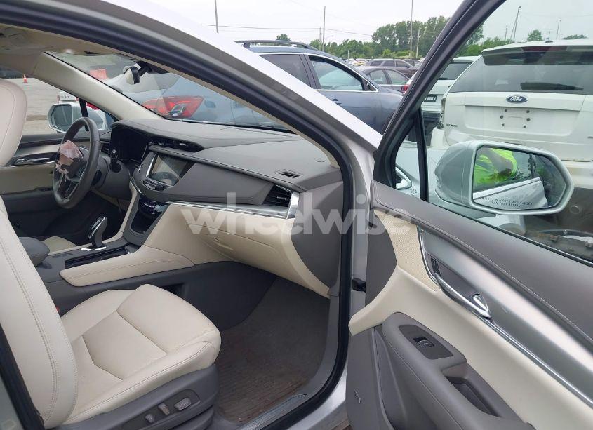 Photo 5 of 2019 Cadillac Xt5 PREMIUM LUXURY (VIN 1GYKNFRS6KZ245024)