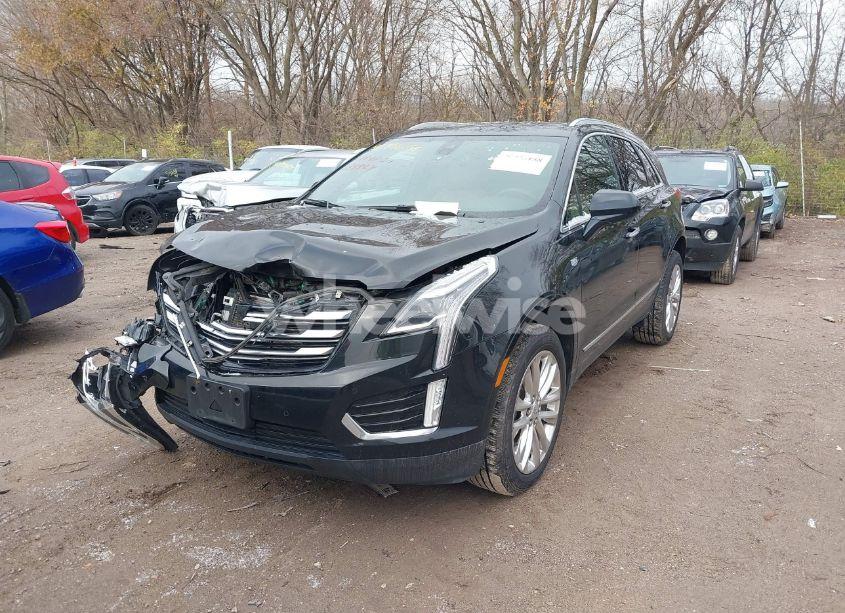 Photo 2 of 2019 Cadillac Xt5 PREMIUM LUXURY (VIN 1GYKNFRS6KZ287659)
