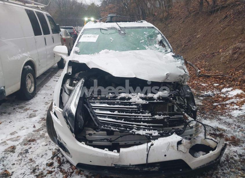 Photo 13 of 2019 Cadillac Xt5 PREMIUM LUXURY (VIN 1GYKNFRS7KZ156319)