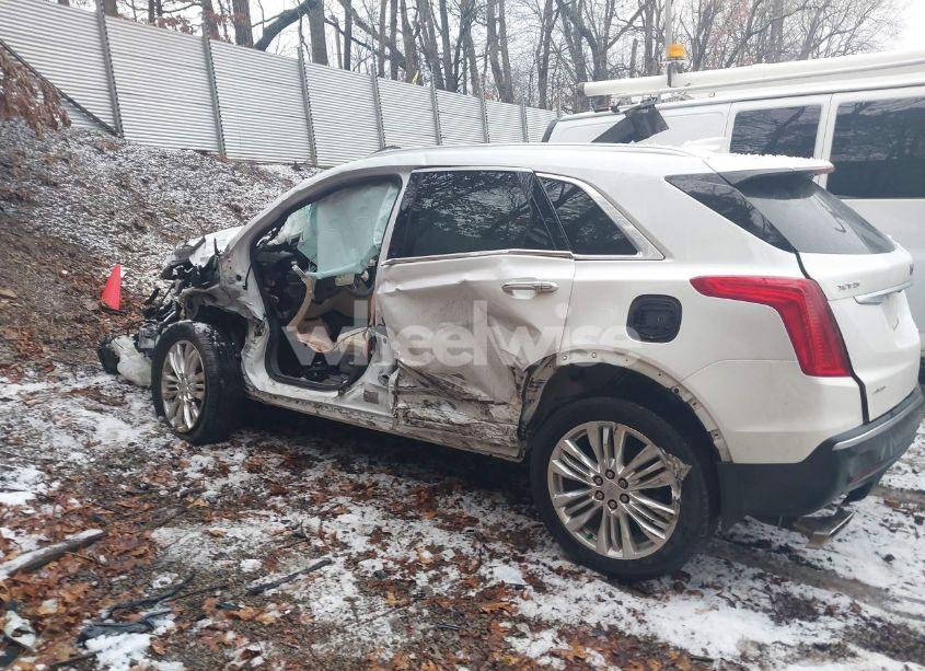 Photo 15 of 2019 Cadillac Xt5 PREMIUM LUXURY (VIN 1GYKNFRS7KZ156319)