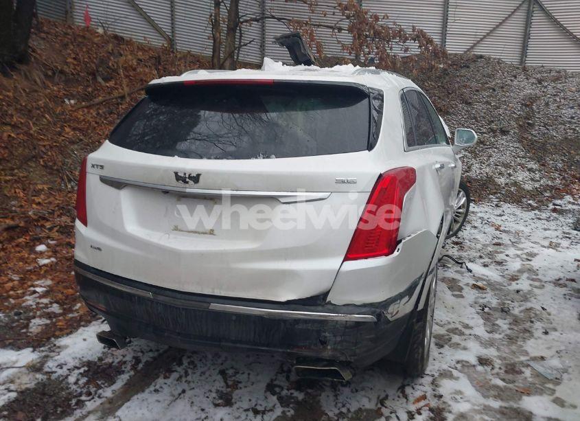 Photo 20 of 2019 Cadillac Xt5 PREMIUM LUXURY (VIN 1GYKNFRS7KZ156319)