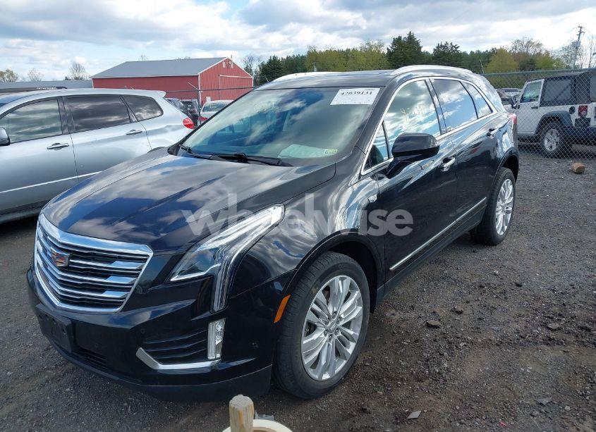 Photo 2 of 2019 Cadillac Xt5 PREMIUM LUXURY (VIN 1GYKNFRS7KZ171791)