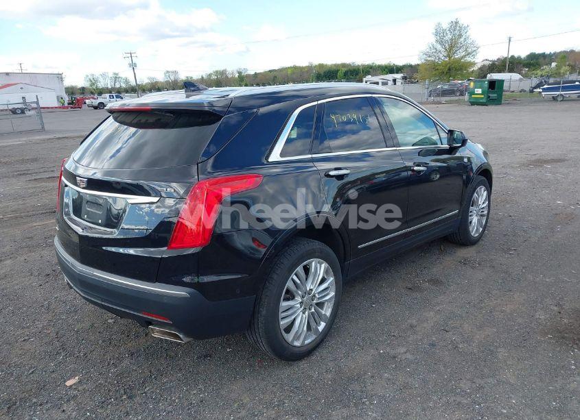 Photo 4 of 2019 Cadillac Xt5 PREMIUM LUXURY (VIN 1GYKNFRS7KZ171791)