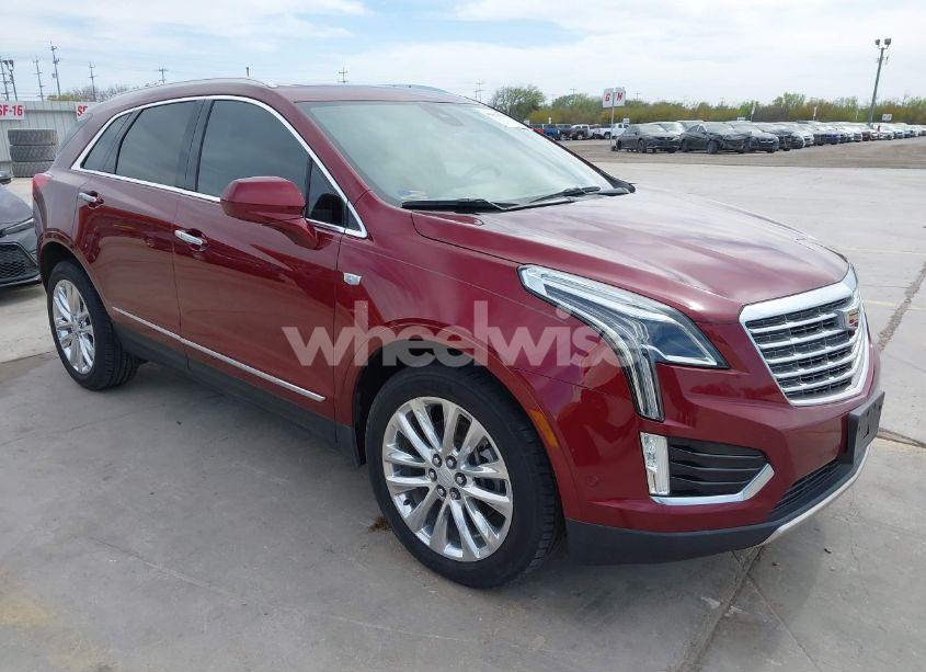 2017 Cadillac Xt5 PLATINUM (VIN 1GYKNFRS9HZ126747) main photo