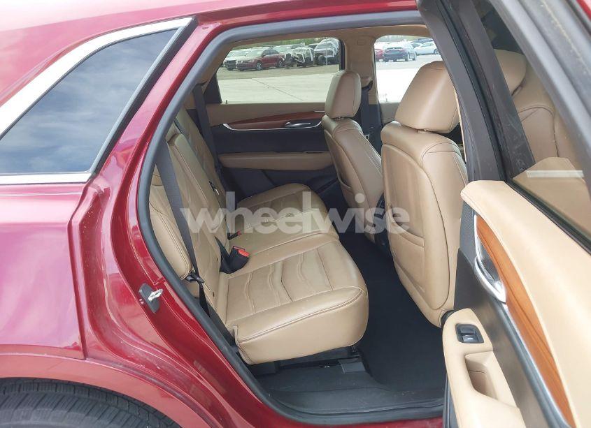 Photo 8 of 2017 Cadillac Xt5 PLATINUM (VIN 1GYKNFRS9HZ126747)