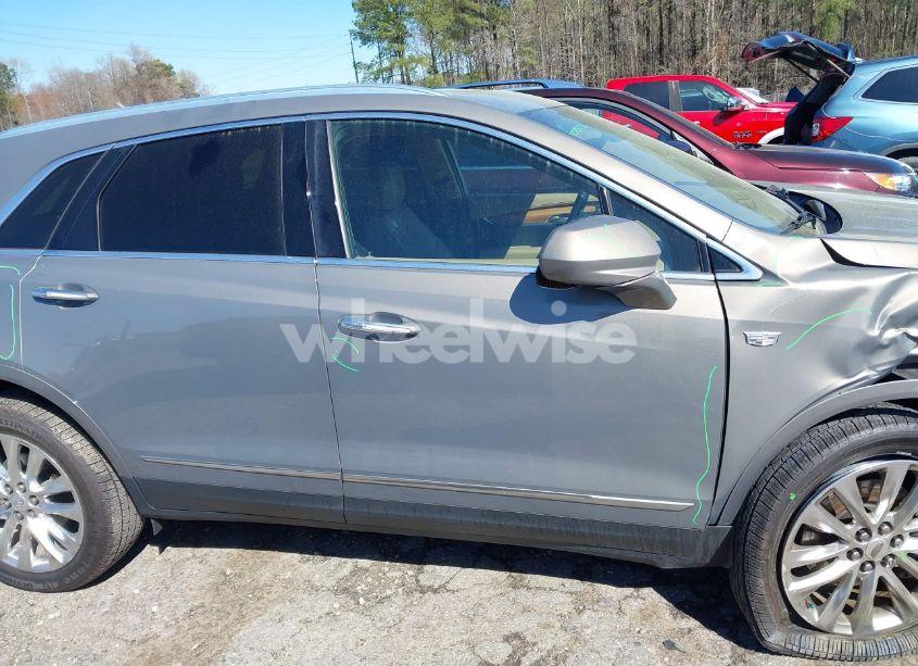 Photo 13 of 2018 Cadillac Xt5 PLATINUM (VIN 1GYKNGRS2JZ123992)