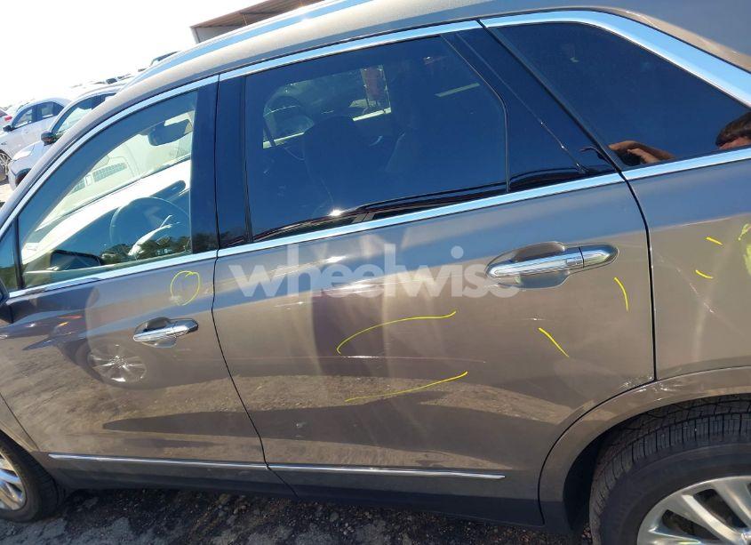 Photo 14 of 2018 Cadillac Xt5 PLATINUM (VIN 1GYKNGRS2JZ123992)