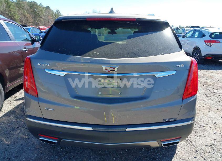 Photo 16 of 2018 Cadillac Xt5 PLATINUM (VIN 1GYKNGRS2JZ123992)