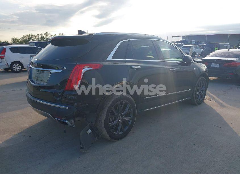 Photo 4 of 2018 Cadillac Xt5 PLATINUM (VIN 1GYKNGRS2JZ172576)