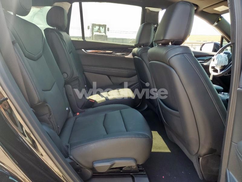 Photo 3 of 2024 CADILLAC XT6 PREMIUM LUXURY (VIN 1GYKPCRSXRZ733699)