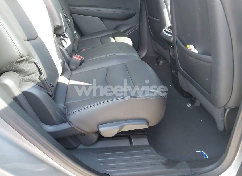 Photo 8 of 2023 Cadillac Xt6 PREMIUM LUXURY (VIN 1GYKPDRS0PZ158595)