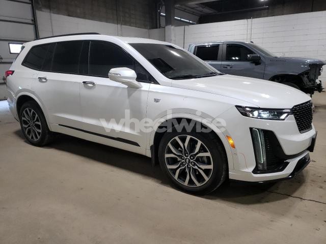 Photo 4 of 2020 CADILLAC XT6 PREMIUM LUXURY (VIN 1GYKPDRS1LZ117385)