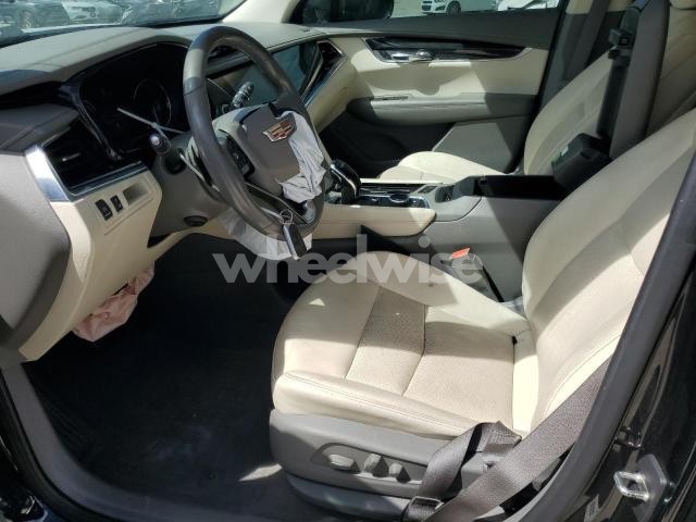 Photo 2 of 2020 CADILLAC XT6 PREMIUM LUXURY (VIN 1GYKPDRS1LZ202209)