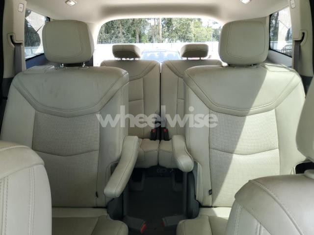 Photo 4 of 2020 CADILLAC XT6 PREMIUM LUXURY (VIN 1GYKPDRS1LZ202209)