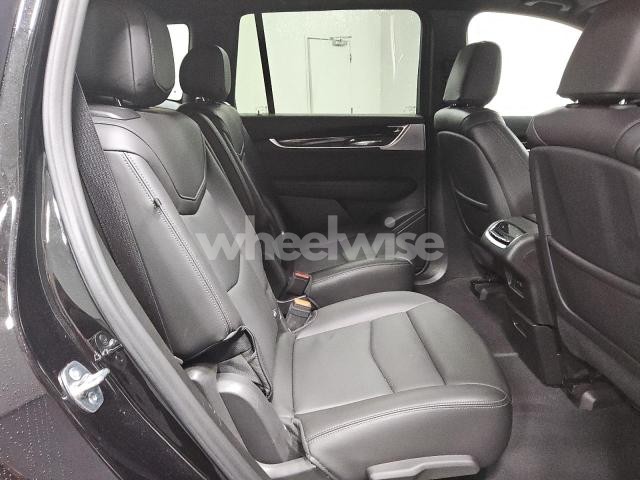 Photo 3 of 2025 CADILLAC XT6 PREMIUM LUXURY (VIN 1GYKPDRS2SZ119323)