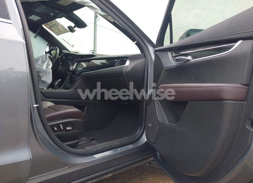 Photo 5 of 2021 Cadillac Xt6 AWD PREMIUM LUXURY (VIN 1GYKPDRS3MZ116773)