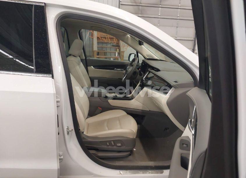 Photo 5 of 2022 Cadillac Xt6 AWD PREMIUM LUXURY (VIN 1GYKPDRS3NZ131095)