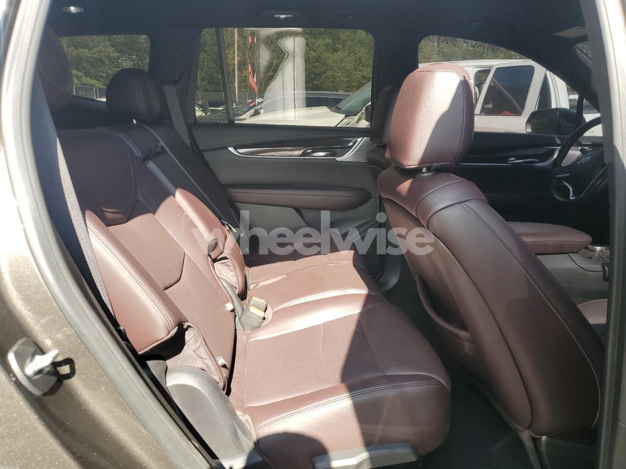 Photo 11 of 2020 CADILLAC XT6 PREMIUM LUXURY (VIN 1GYKPDRS7LZ173279)