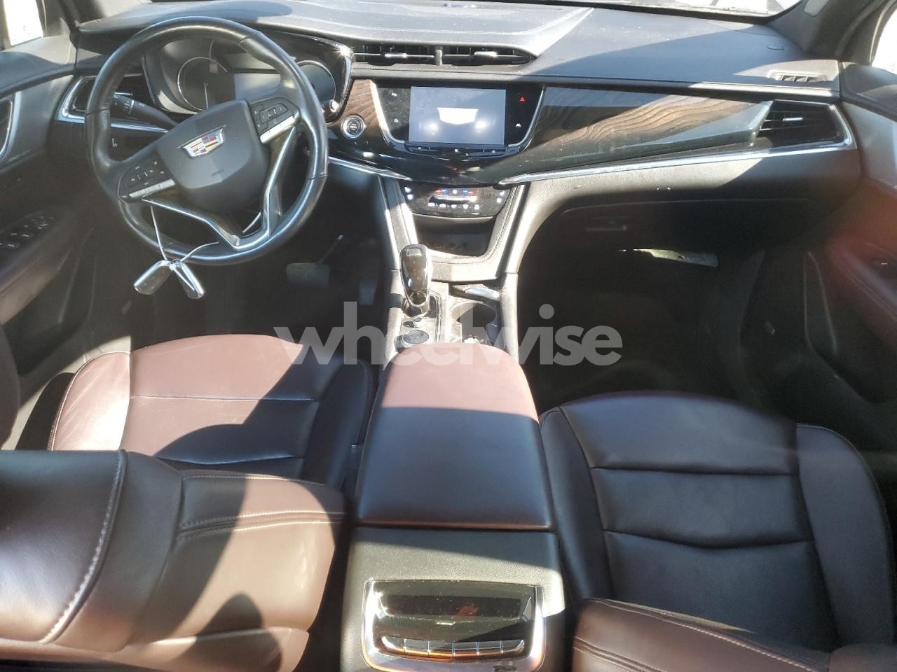 Photo 8 of 2020 CADILLAC XT6 PREMIUM LUXURY (VIN 1GYKPDRS7LZ173279)