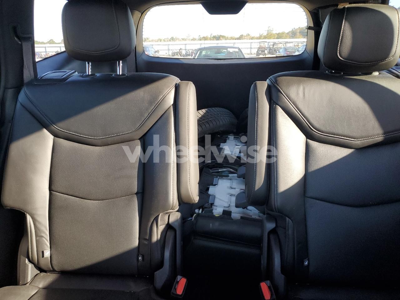 Photo 10 of 2020 CADILLAC XT6 SPORT (VIN 1GYKPGRS5LZ119089)