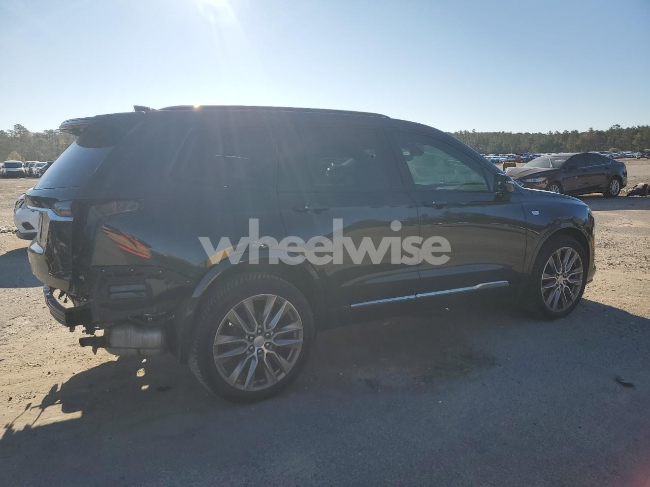 Photo 3 of 2020 CADILLAC XT6 SPORT (VIN 1GYKPGRS5LZ119089)