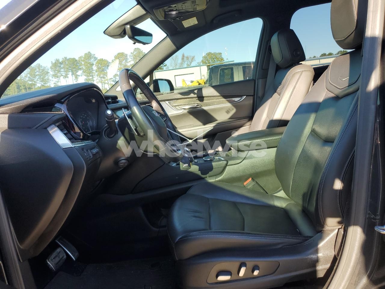 Photo 7 of 2020 CADILLAC XT6 SPORT (VIN 1GYKPGRS5LZ119089)