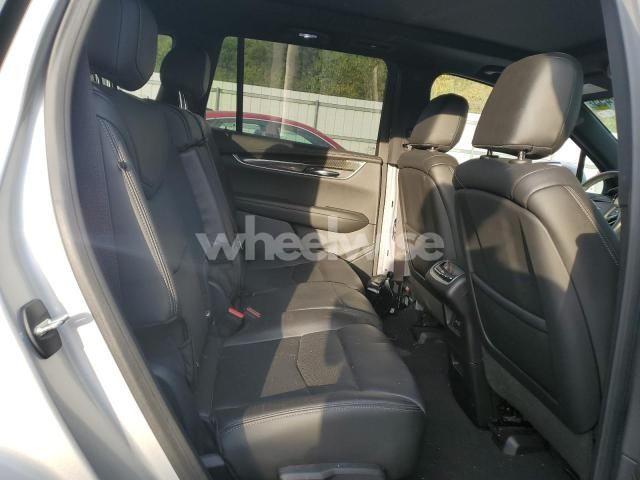 Photo 2 of 2020 CADILLAC XT6 SPORT (VIN 1GYKPGRS5LZ124339)