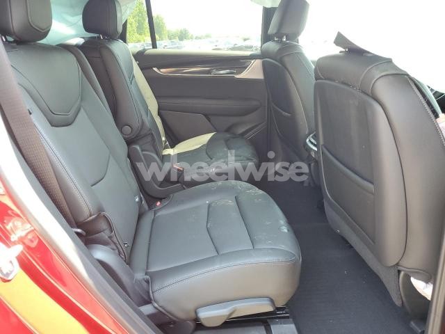 Photo 13 of 2025 CADILLAC XT6 SPORT (VIN 1GYKPGRSXSZ108197)