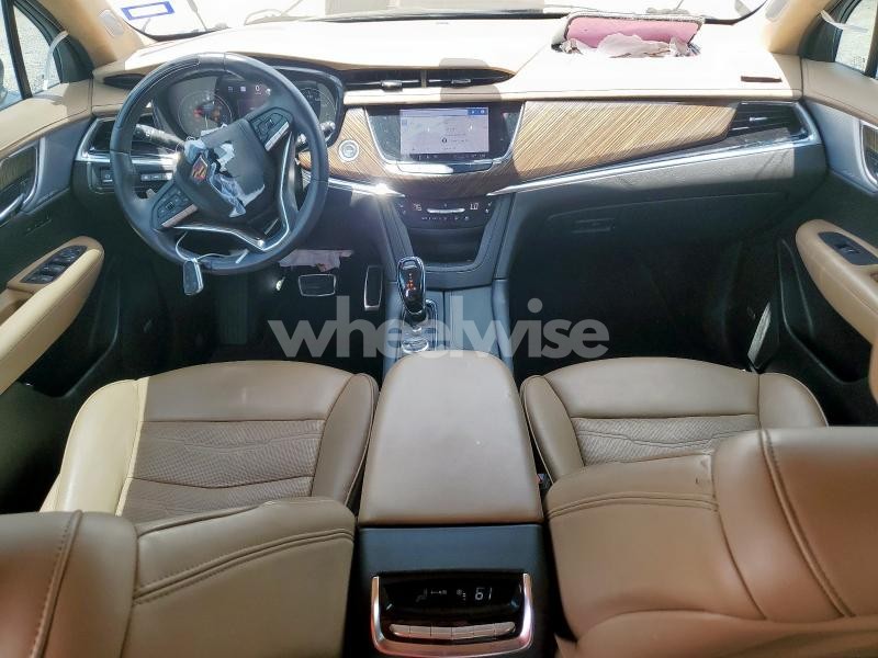 Photo 2 of 2023 CADILLAC XT6 SPORT PLATINUM (VIN 1GYKPHRS1PZ162923)
