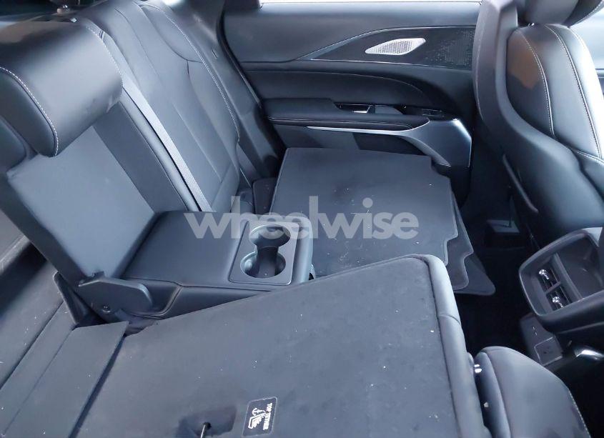 Photo 8 of 2023 Cadillac Lyriq RWD LUXURY (VIN 1GYKPMRKXPZ002452)