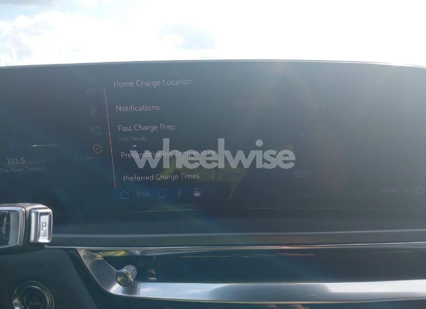 Photo 18 of 2024 Cadillac Lyriq TECH W/1SA (VIN 1GYKPMRL1RZ104220)