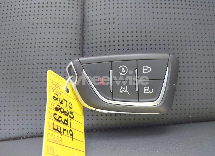 Photo 11 of 2025 Cadillac Lyriq LUXURY W/1SC (VIN 1GYKPNRL8SZ303485)