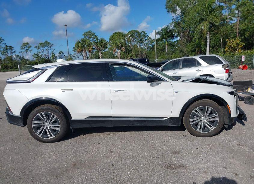 Photo 13 of 2025 Cadillac Lyriq LUXURY W/1SC (VIN 1GYKPNRL8SZ303485)