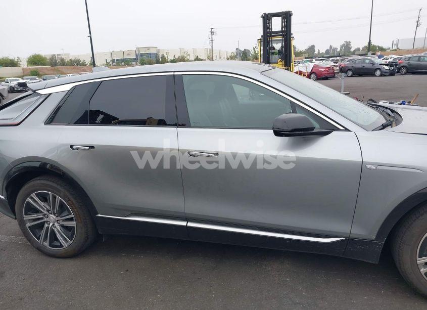 Photo 14 of 2024 Cadillac Lyriq LUXURY W/1SC (VIN 1GYKPPRK1RZ109216)