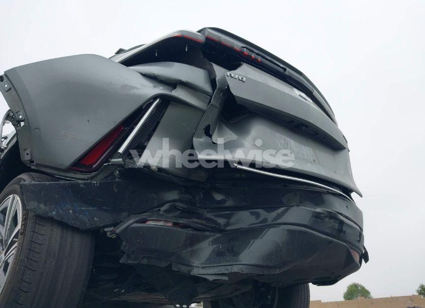 Photo 24 of 2024 Cadillac Lyriq LUXURY W/1SC (VIN 1GYKPPRK1RZ109216)