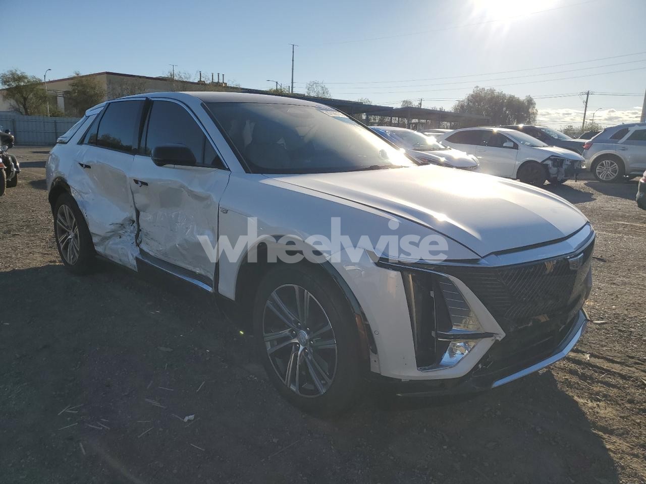 Photo 4 of 2024 CADILLAC LYRIQ LUXURY N/A (VIN 1GYKPPRL6RZ121094)