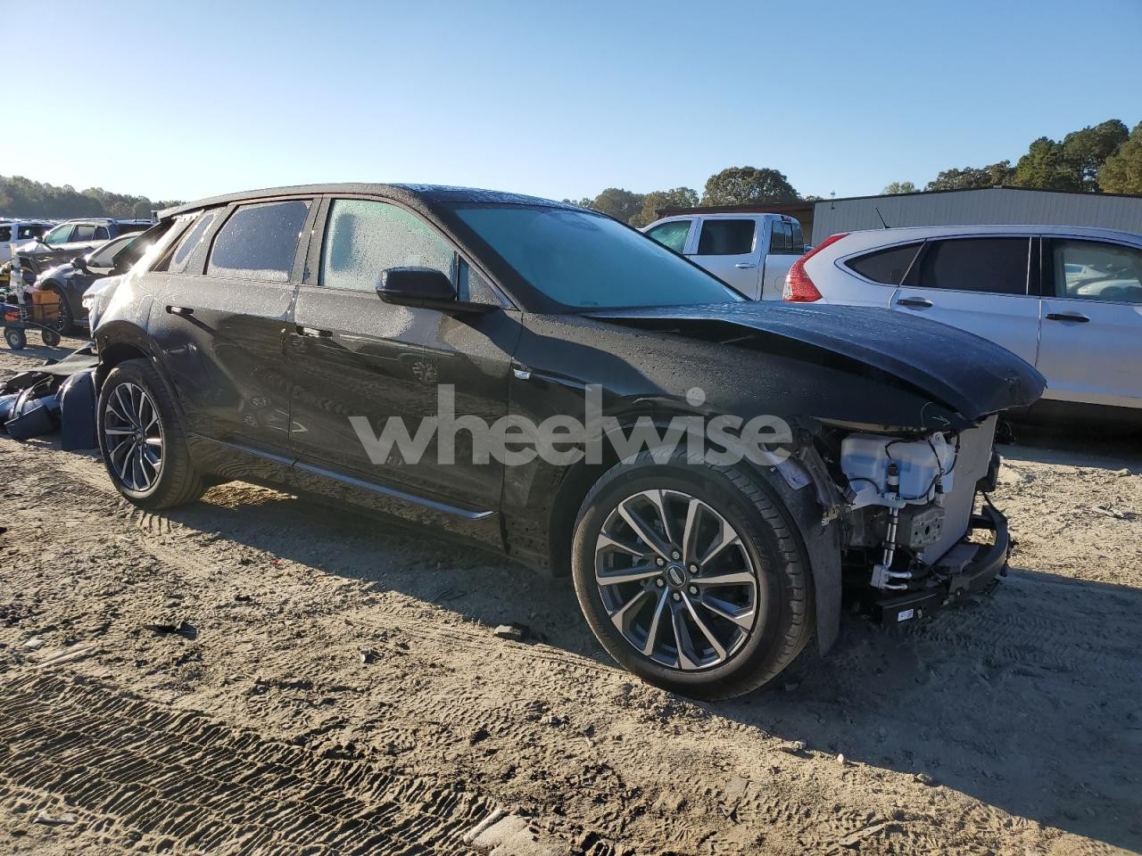 Photo 4 of 2024 CADILLAC LYRIQ SPORT (VIN 1GYKPWRL5RZ131545)