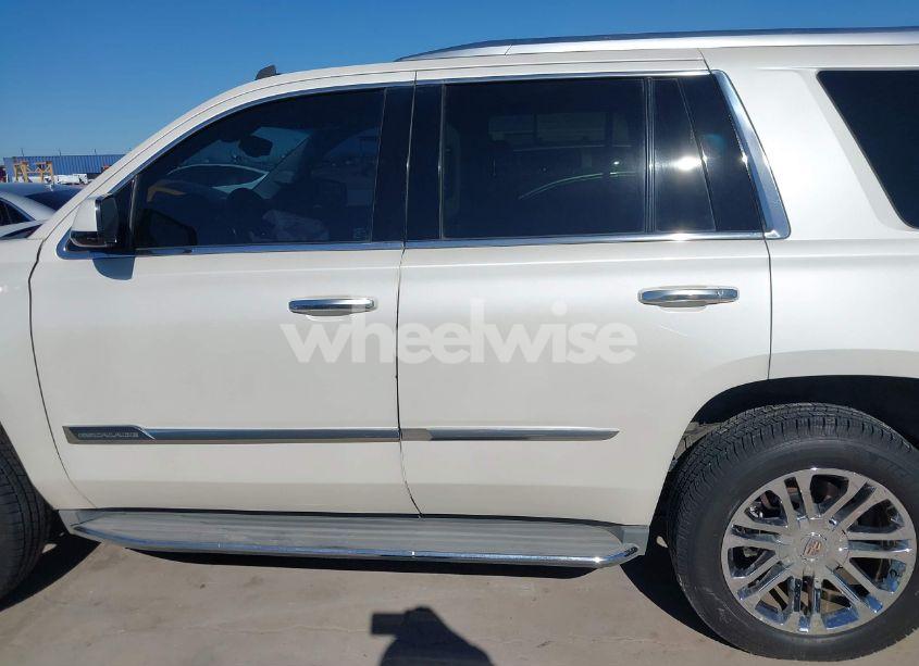 Photo 14 of 2015 Cadillac Escalade STANDARD (VIN 1GYS3AKJ3FR304871)