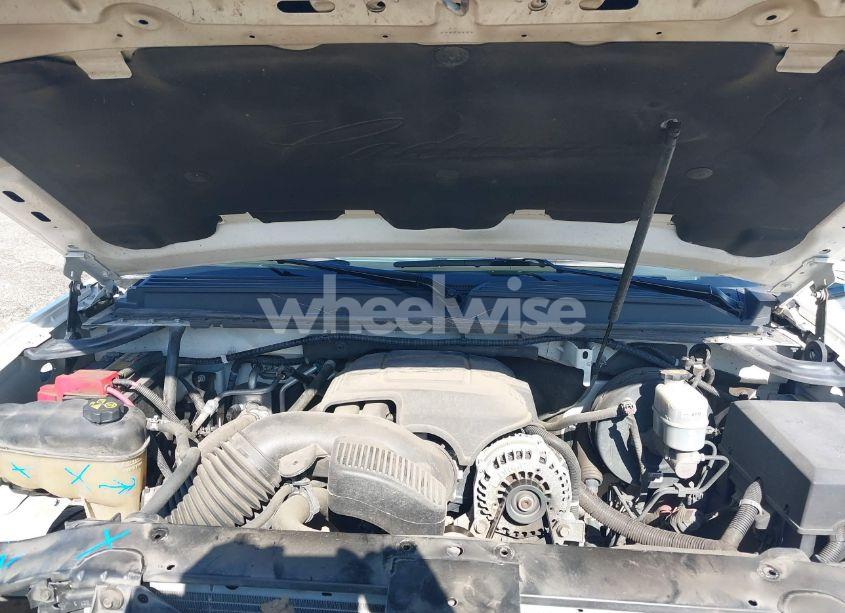 Photo 10 of 2012 Cadillac Escalade LUXURY (VIN 1GYS3BEF7CR120087)