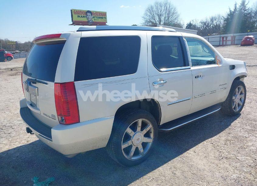 Photo 4 of 2012 Cadillac Escalade LUXURY (VIN 1GYS3BEF7CR120087)