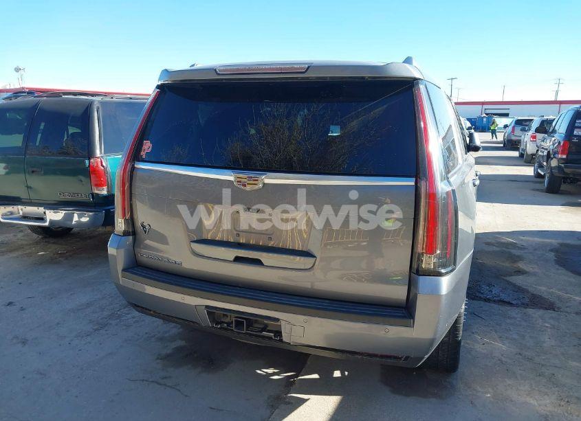 Photo 17 of 2018 Cadillac Escalade LUXURY (VIN 1GYS3BKJ0JR147752)