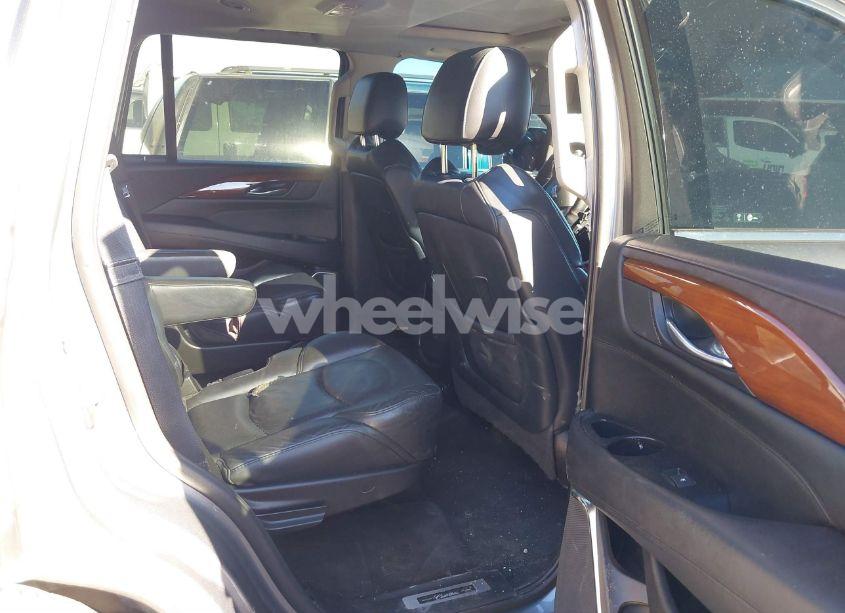 Photo 8 of 2018 Cadillac Escalade LUXURY (VIN 1GYS3BKJ0JR147752)